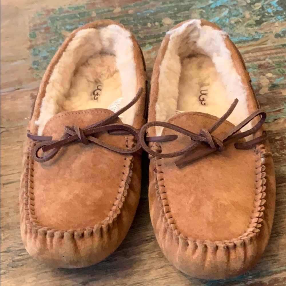 Ugg slippers worn once! Great condition!